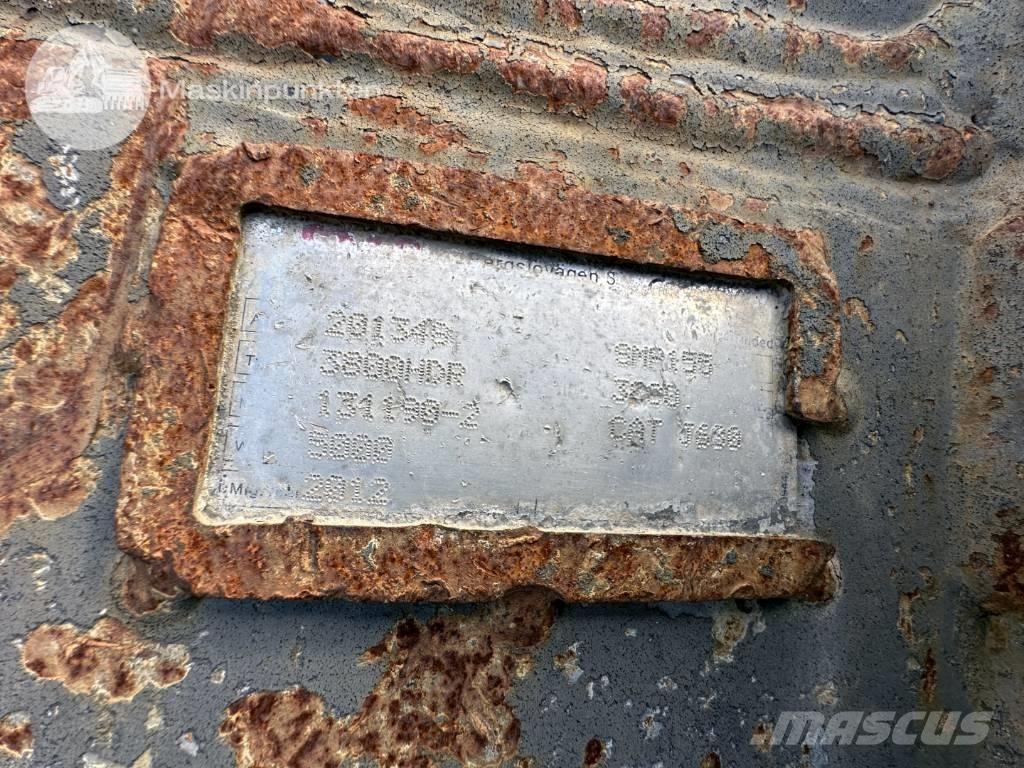 CAT 374 F L Roomikekskavaatorid