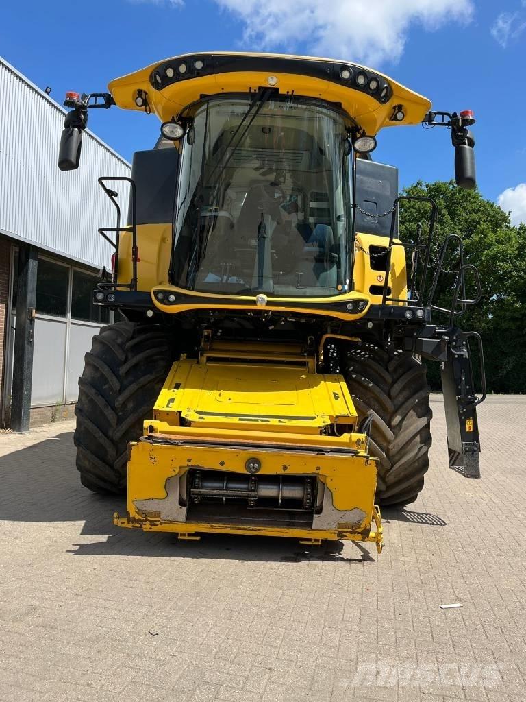 New Holland CR 8.80 Teraviljakombainid