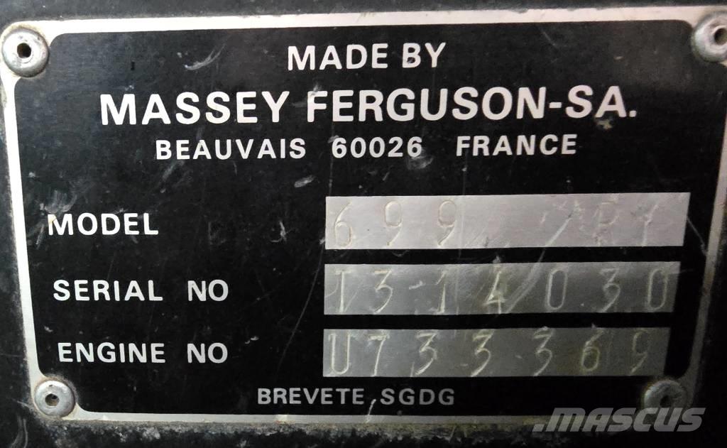 Massey Ferguson 699 Traktorid