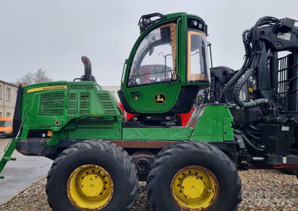 John Deere 1910 G Forwarderid