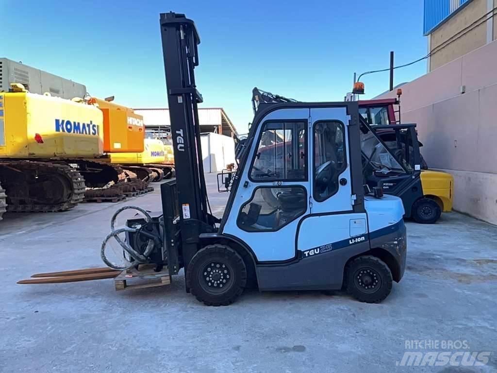 TEU FLB25 Kahveltõstukid - muud