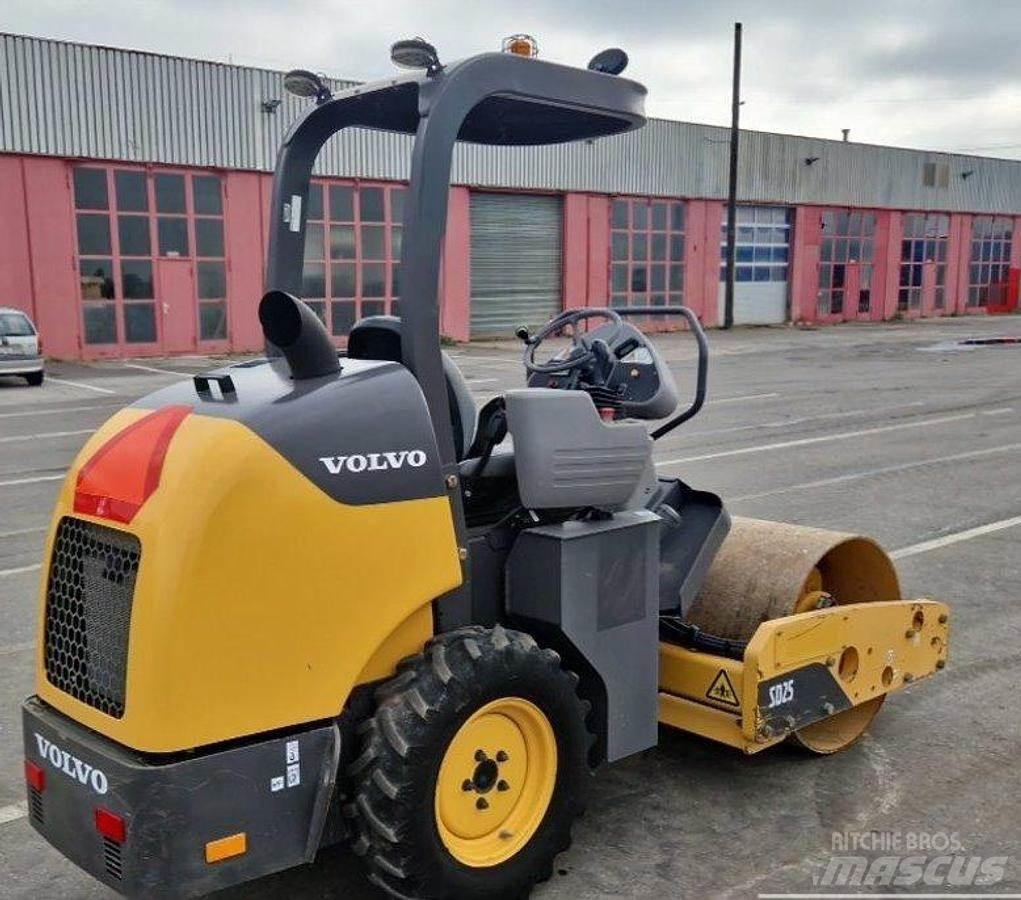 Volvo SD25 Muud rullid