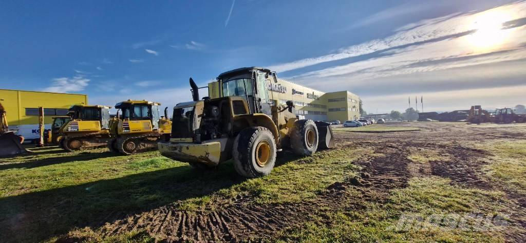 New Holland W 190 B Rataslaadurid