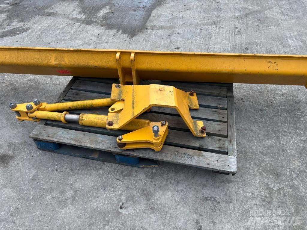Volvo Tailgate Muud osad
