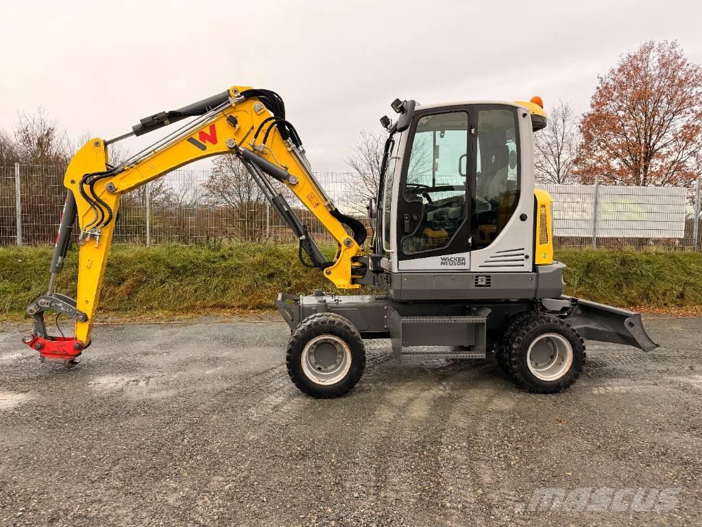 Wacker Neuson EW65 Ratasekskavaatorid