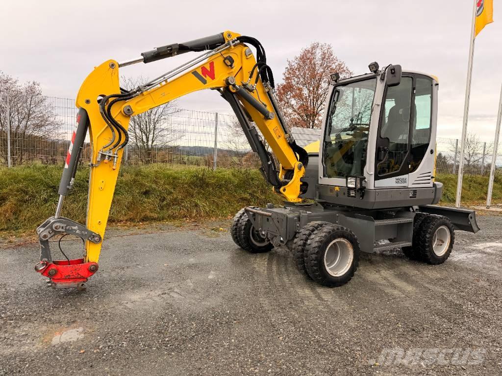 Wacker Neuson EW65 Ratasekskavaatorid