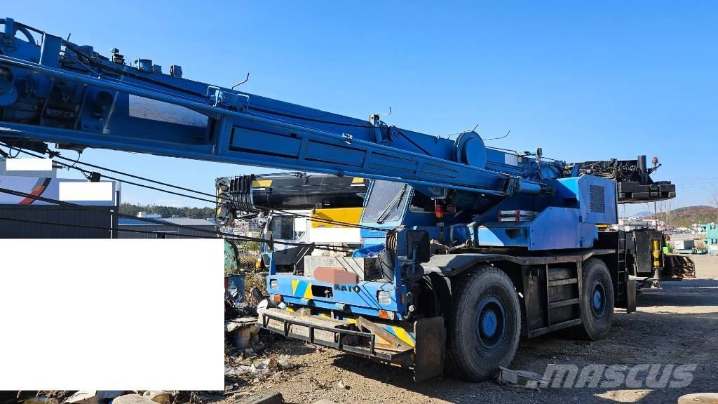 Kato SR250 Raske maastiku tõstukid