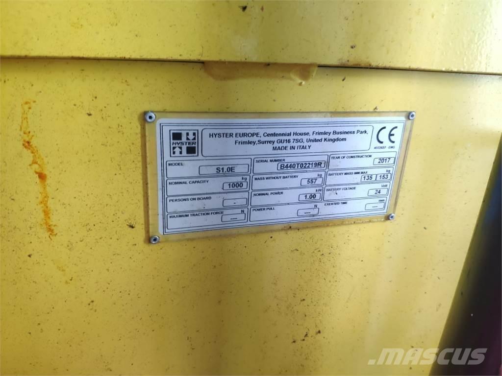 Hyster S1.0E Järelkäidavad virnastajad