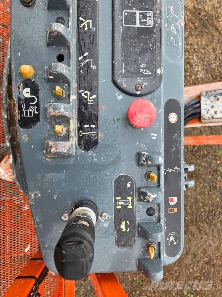 JLG 660 SJ Teleskoop poomtõstukid