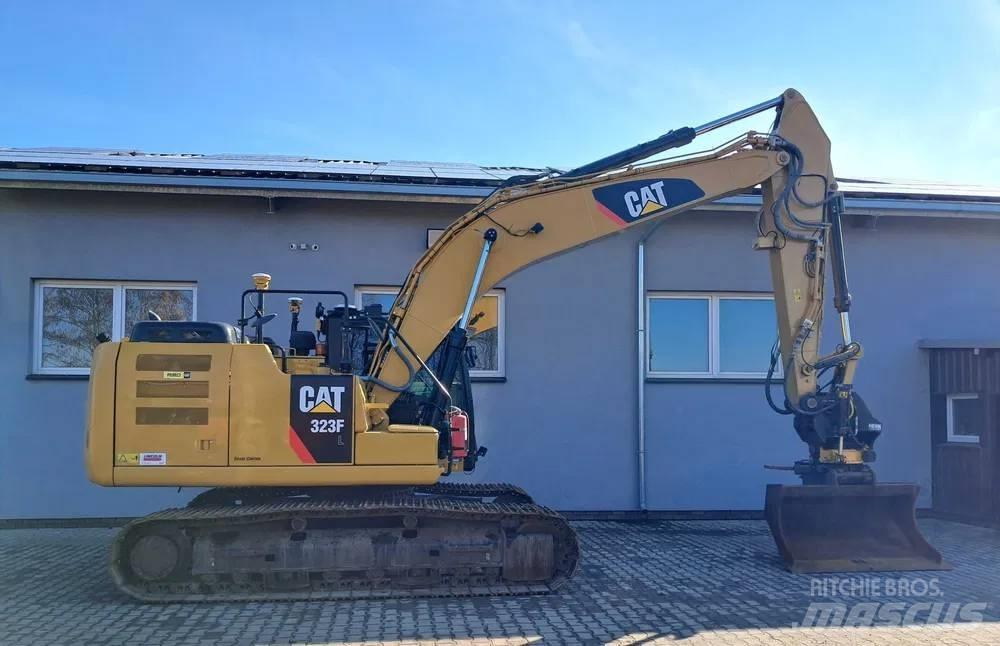 CAT 323 F L Roomikekskavaatorid