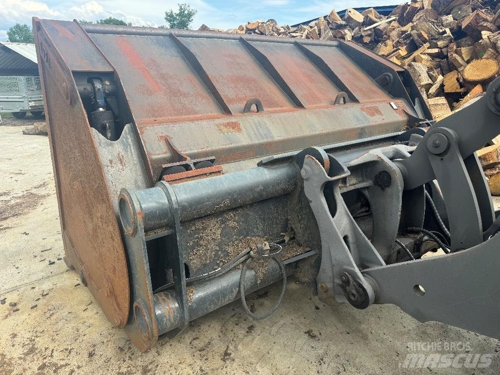 Volvo L 90 H Rataslaadurid