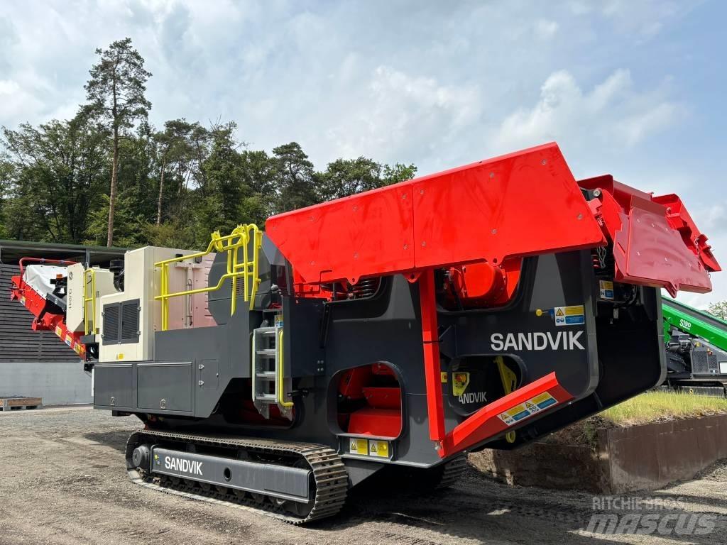 Sandvik QJ 241 Iseliikuvad purustid