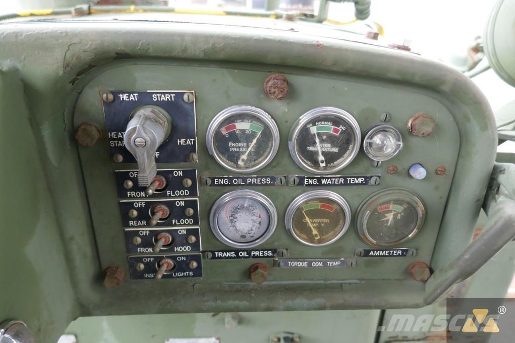 CAT D7F Ex-army Buldooserid