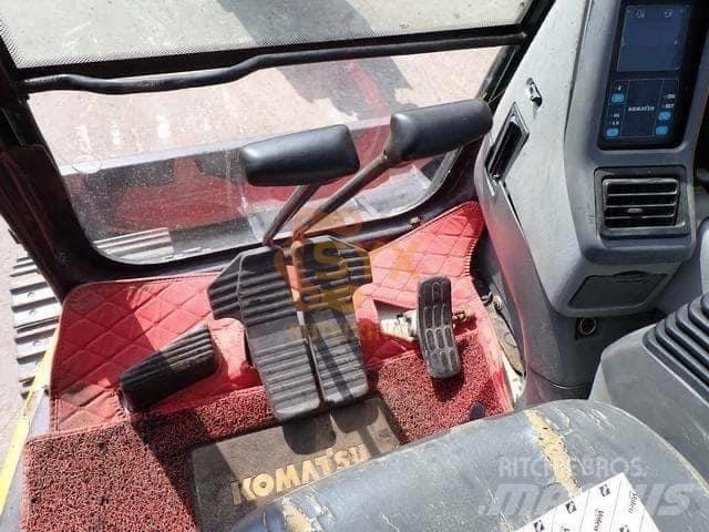 Komatsu PC 78 US Väikeekskavaatorid 7t-12t