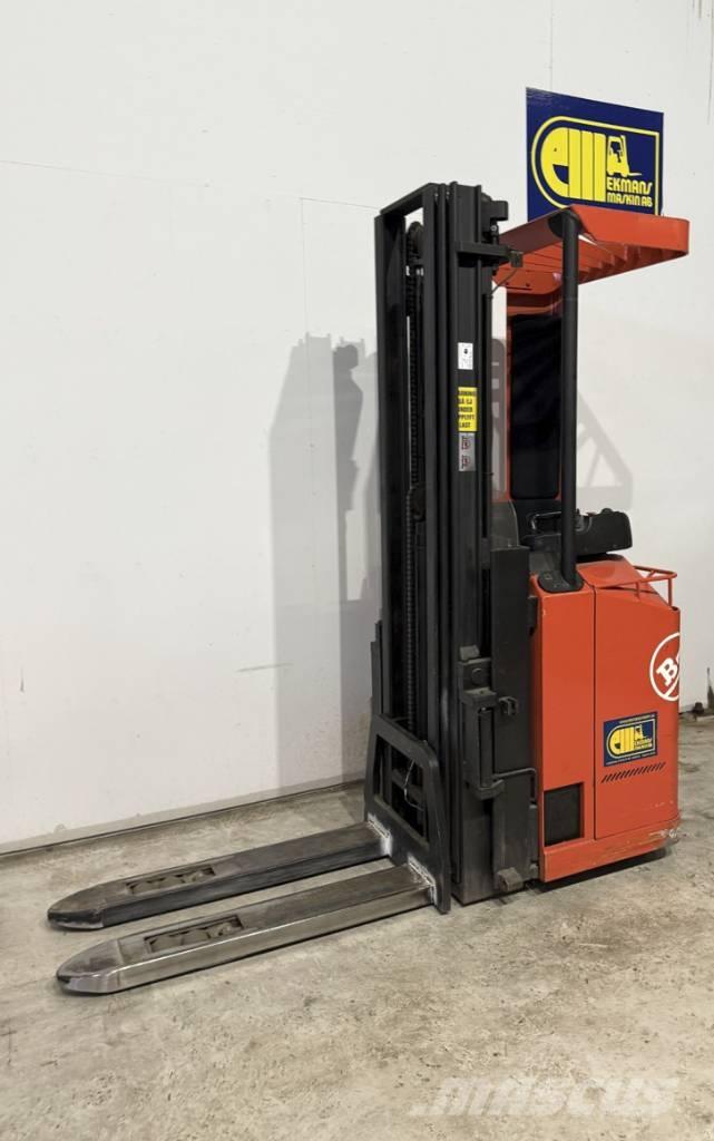 BT truck SPS 135L Platvormiga virnastajad