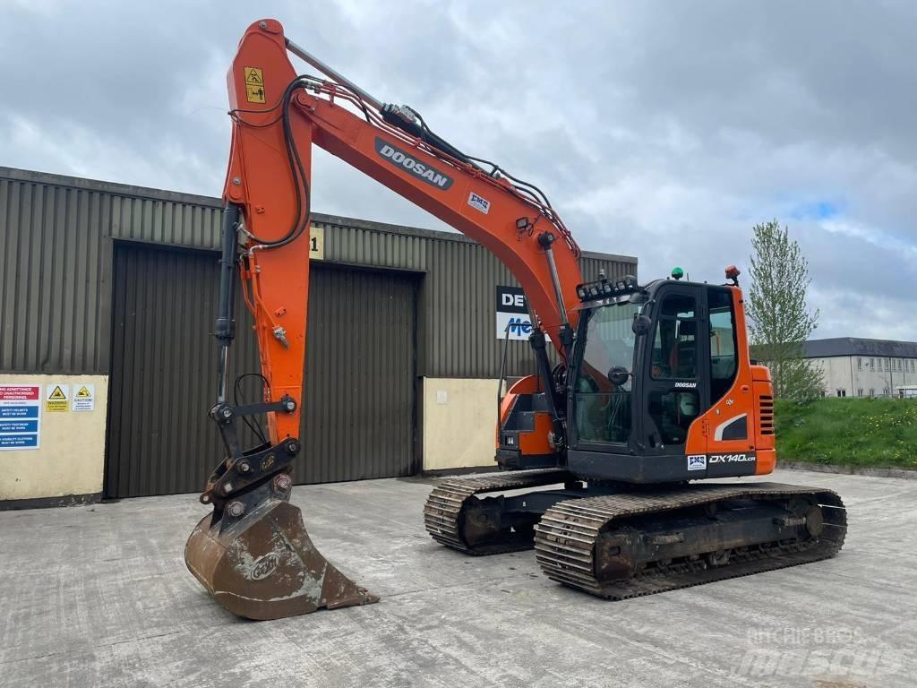 Doosan DX 140 LCR Roomikekskavaatorid