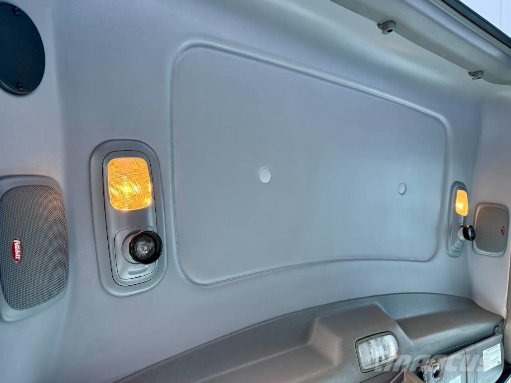 Peterbilt 389 Sadulveokid