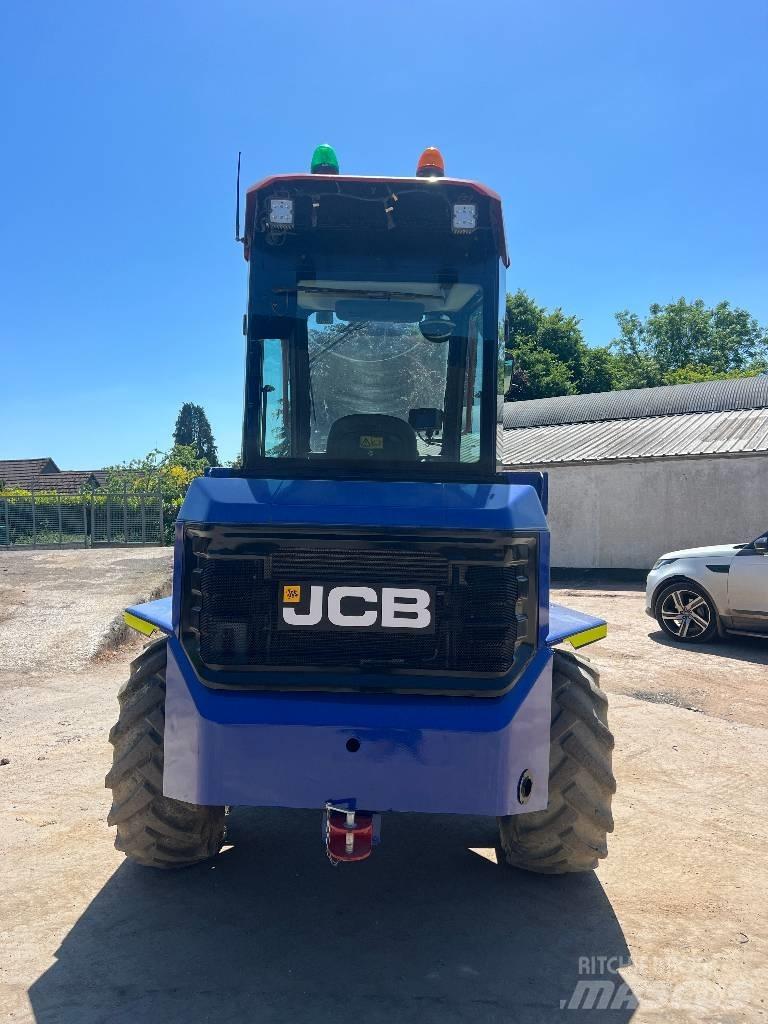 JCB 6 FT Väikekallurid