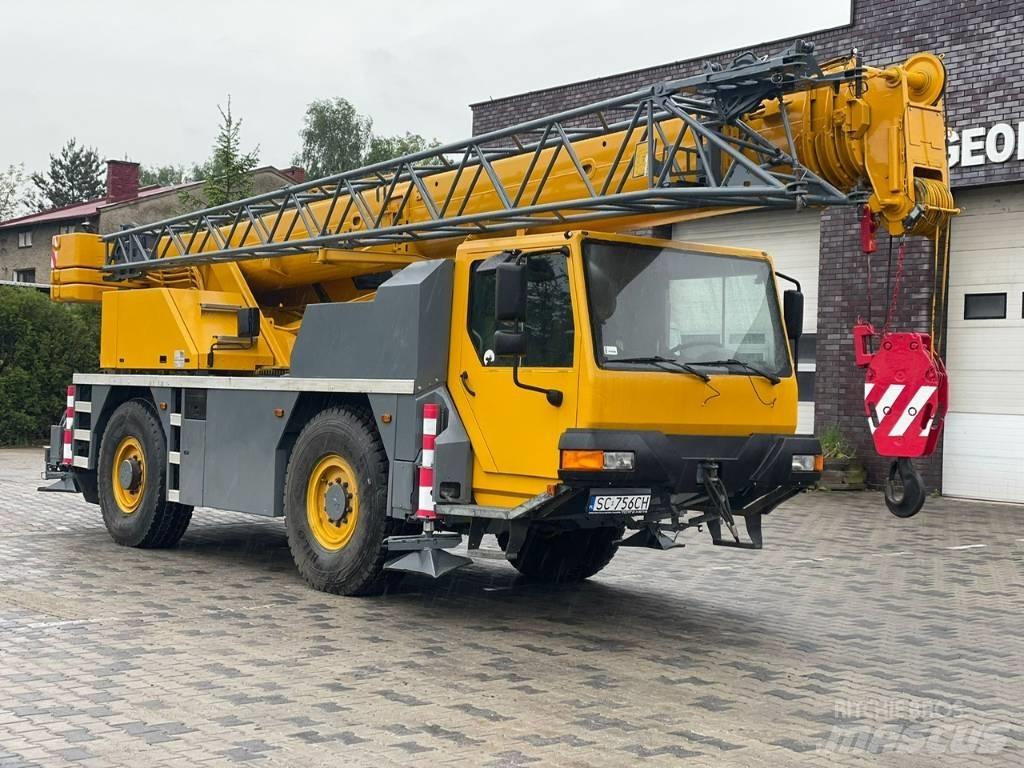 Liebherr LTM 1030/2 Maastikutõstukid