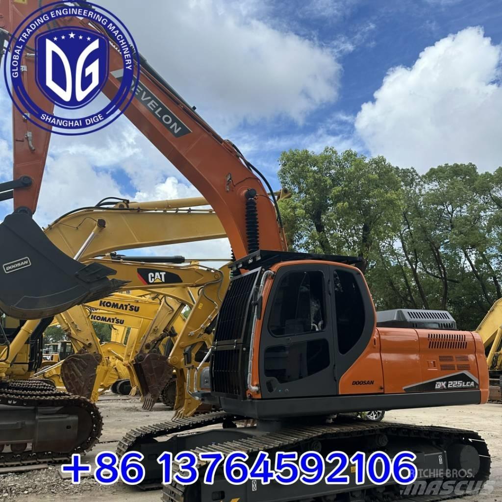 Doosan DX 225 LCA Roomikekskavaatorid