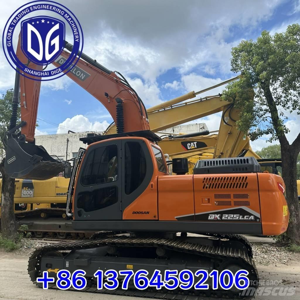 Doosan DX 225 LCA Roomikekskavaatorid