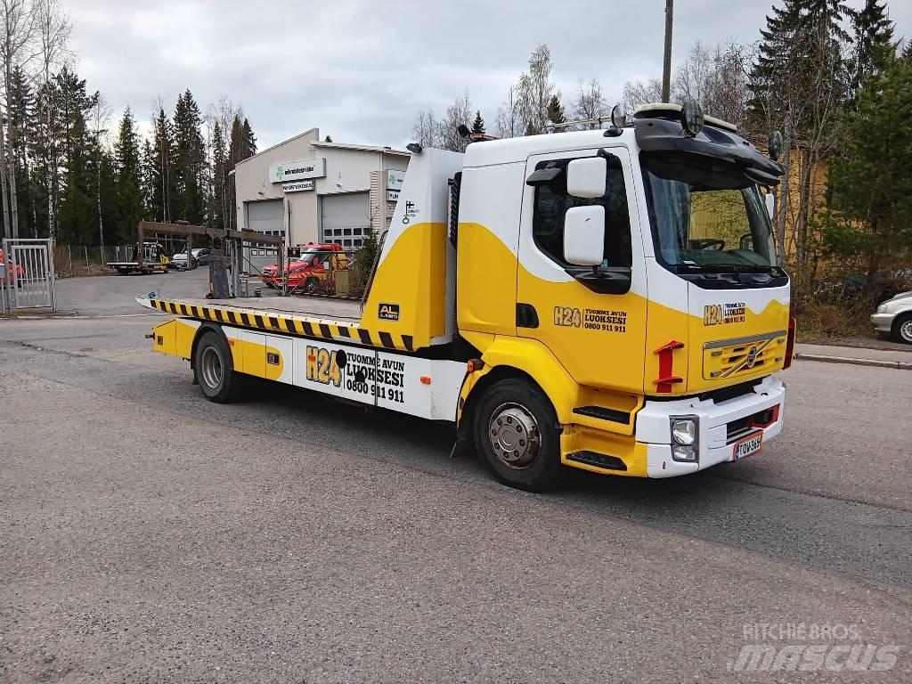 Volvo FLL42 Puksiirid
