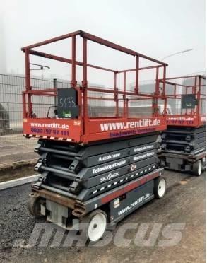 SkyJack SJ III 4740 Käärtõstukid