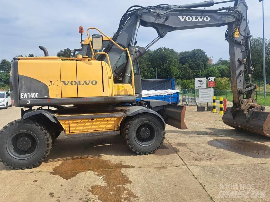 Volvo EW 140 C Ratasekskavaatorid