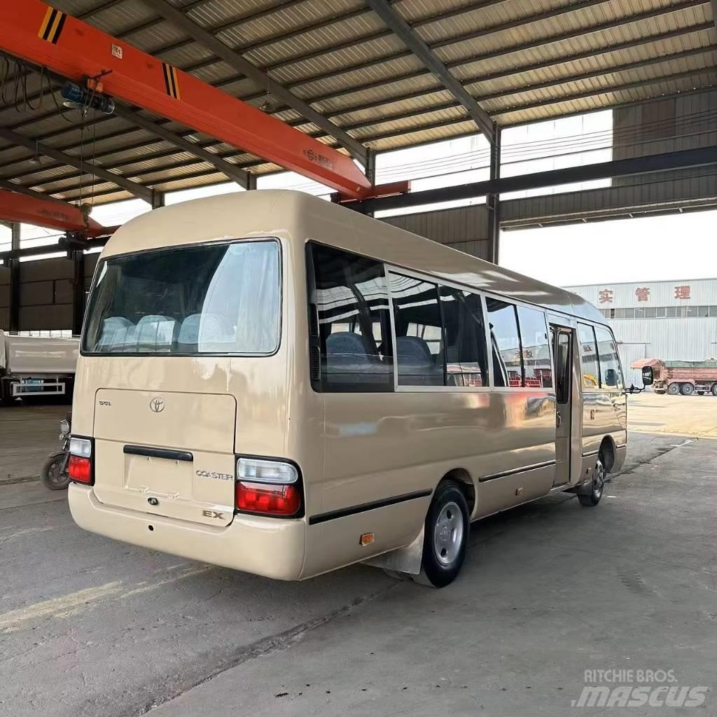 Toyota Coaster Bus Väikebussid