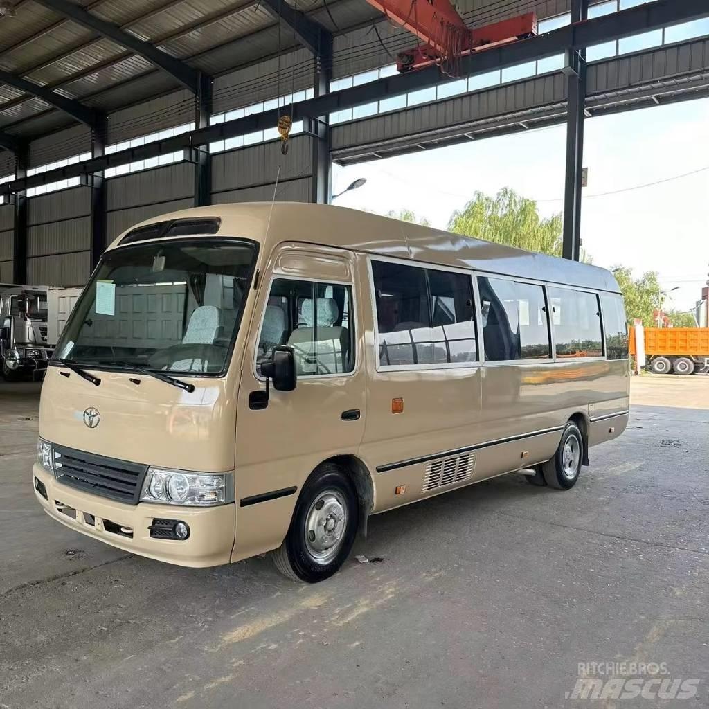 Toyota Coaster Bus Väikebussid