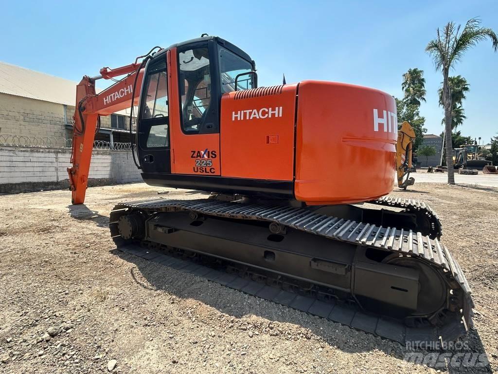 Hitachi ZX 225 Roomikekskavaatorid