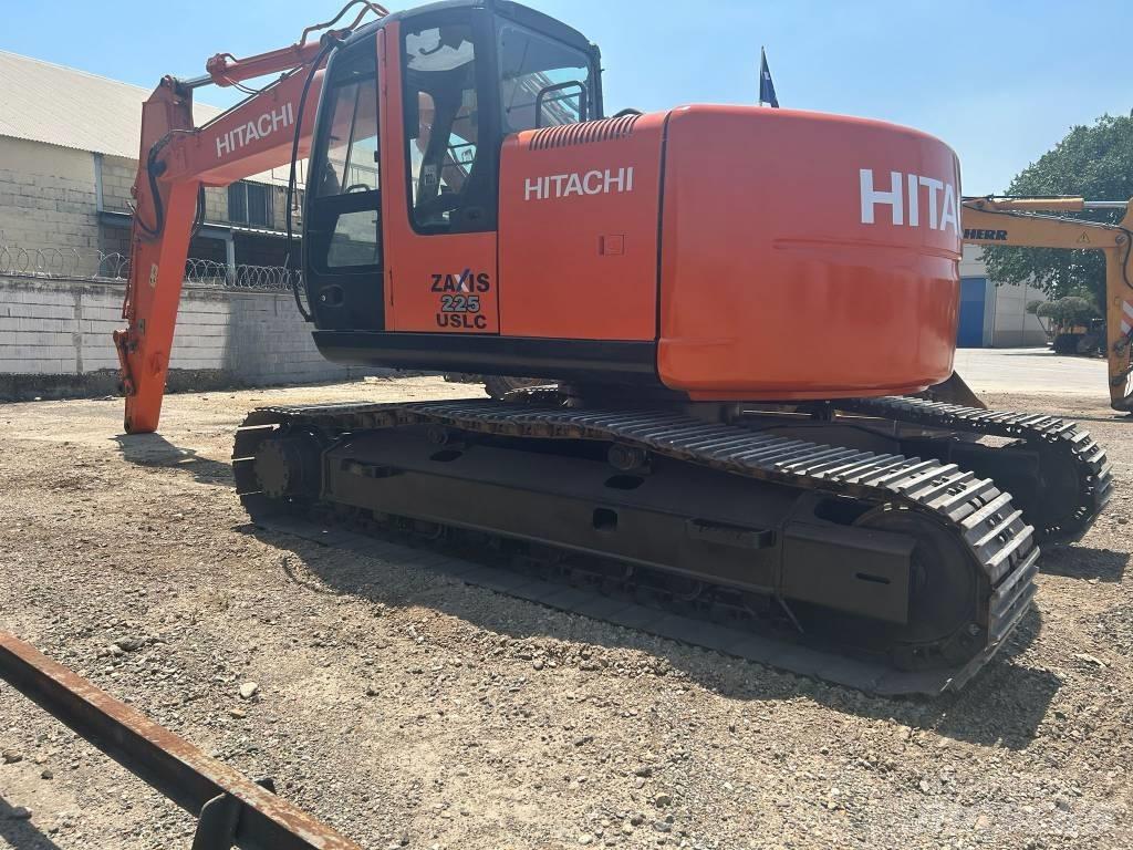 Hitachi ZX 225 Roomikekskavaatorid