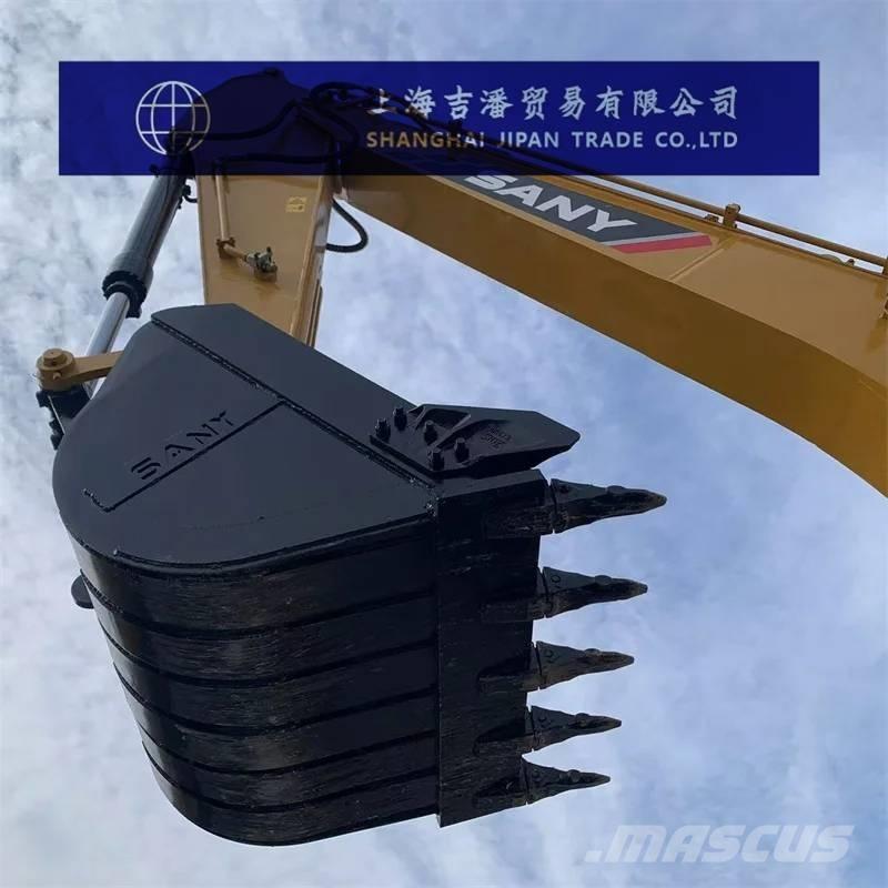 Sany SY 235 Roomikekskavaatorid