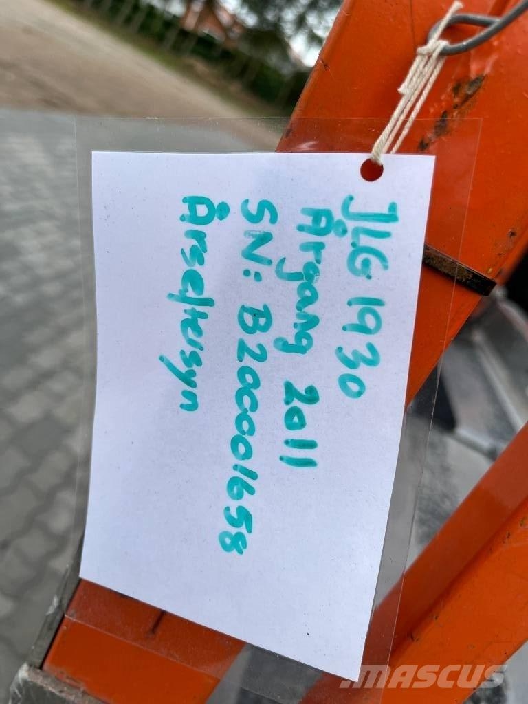 JLG 1930 ES Käärtõstukid