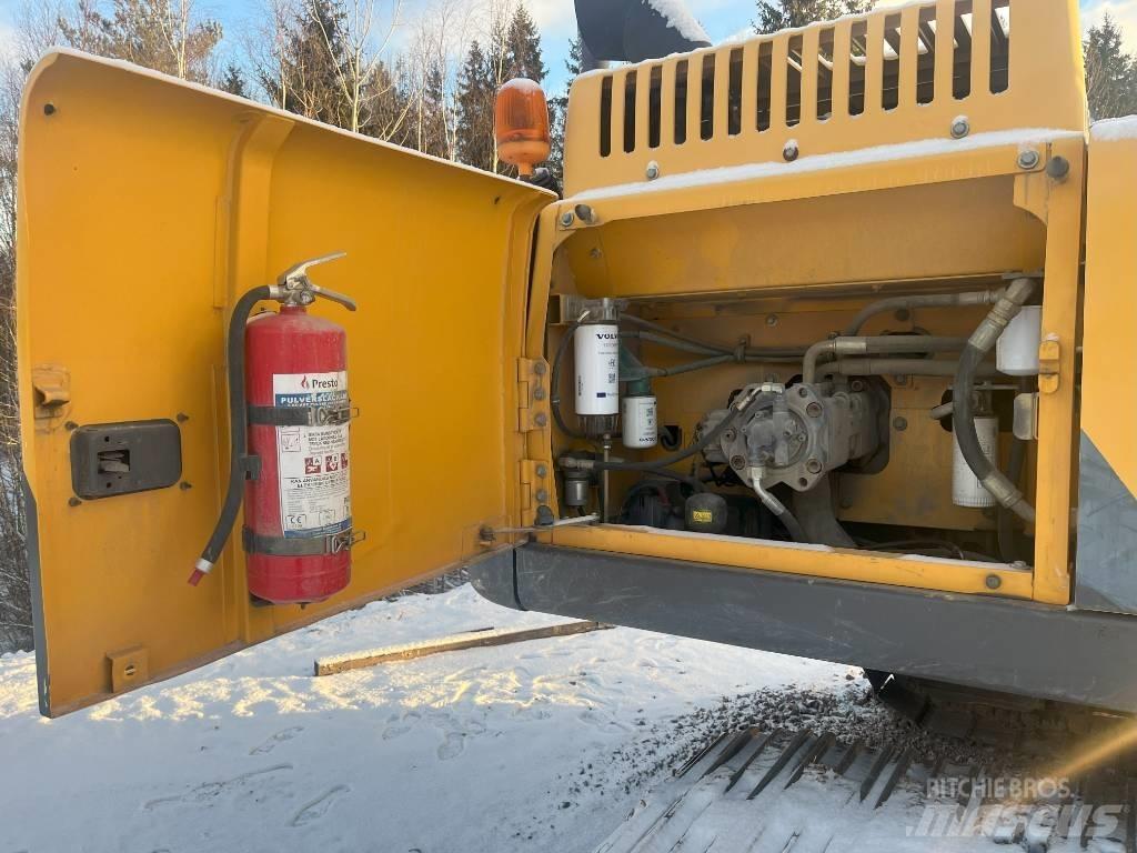 Volvo EC 250 D L Roomikekskavaatorid