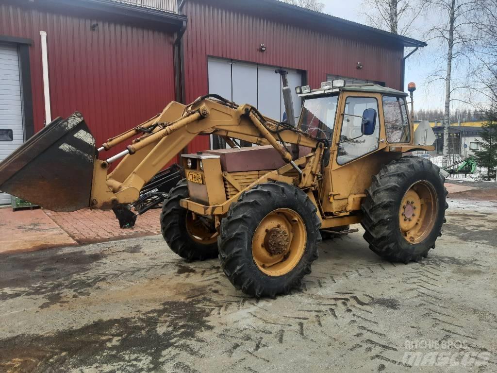 Valmet 702S 4 veto Traktorid