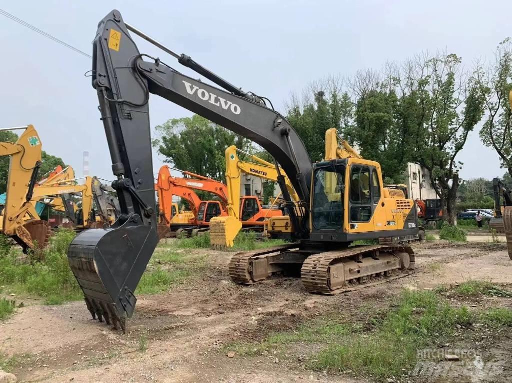 Volvo EC 210 D Väikeekskavaatorid 7t-12t