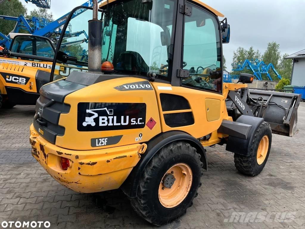 Volvo L 25 F Rataslaadurid