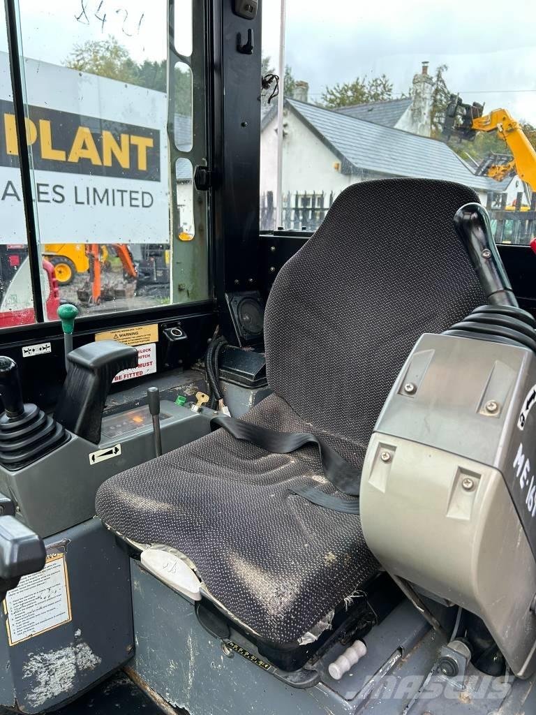 Takeuchi TB 23 R Miniekskavaatorid < 7 t