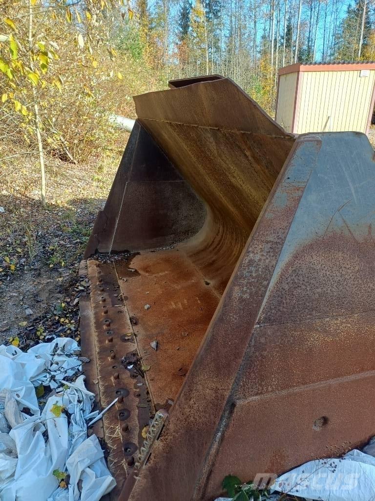Volvo 120 Kauha Kopad