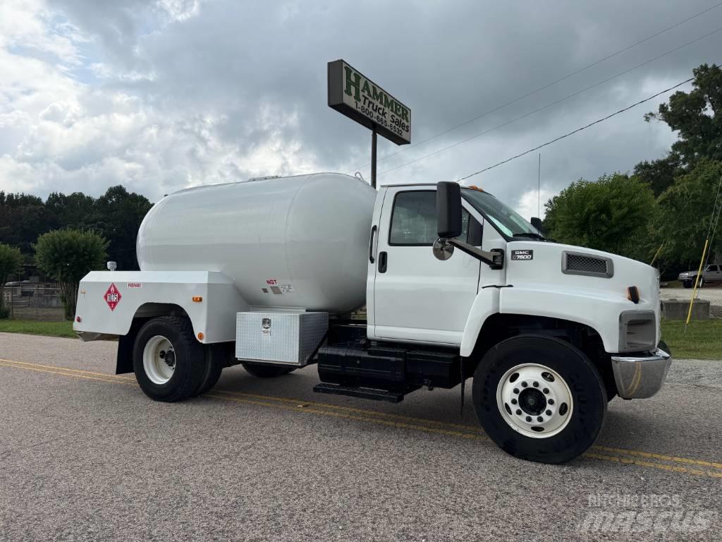 GMC C7500 Tsisternveokid
