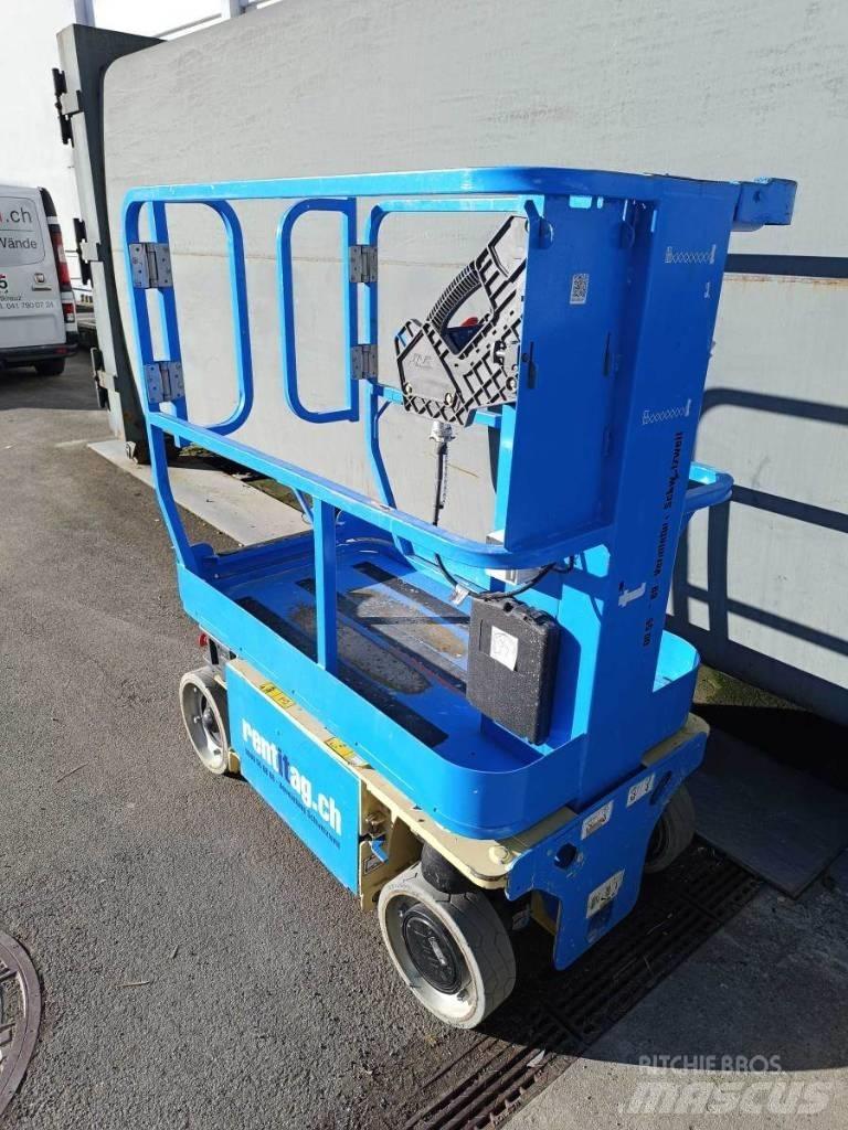 JLG 1230 ES Vertikaalsed mast tõstukid