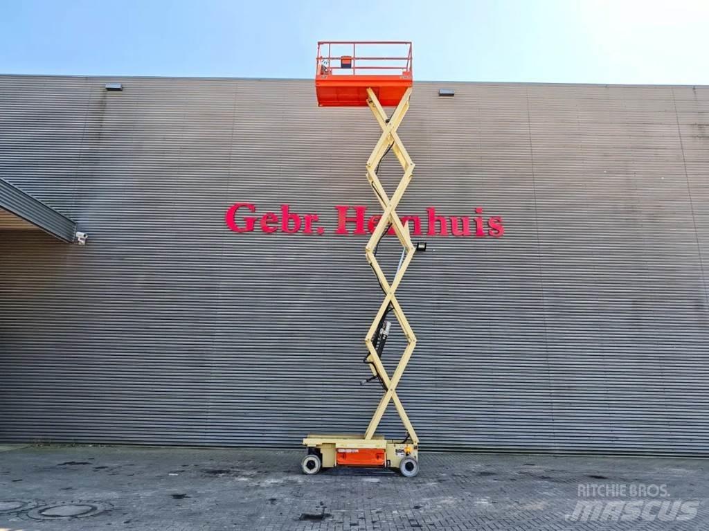 JLG 3246 ES Käärtõstukid