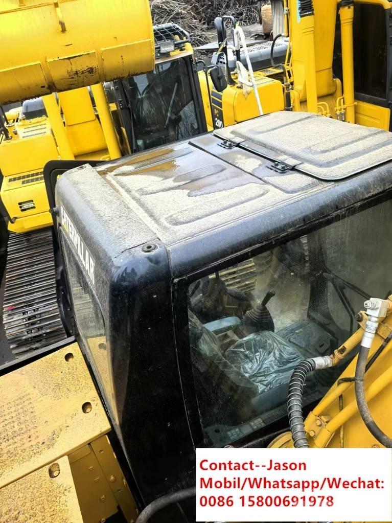 CAT 320 D Roomikekskavaatorid