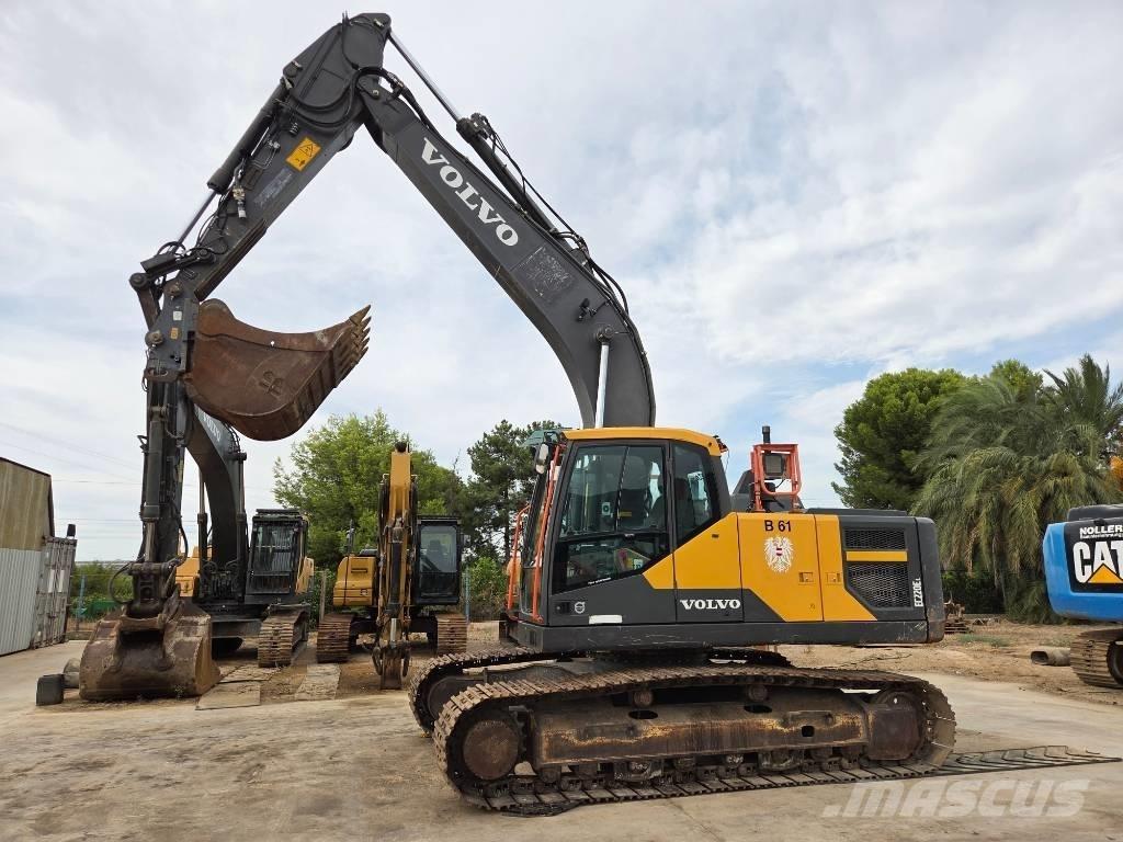 Volvo EC 220 E Roomikekskavaatorid