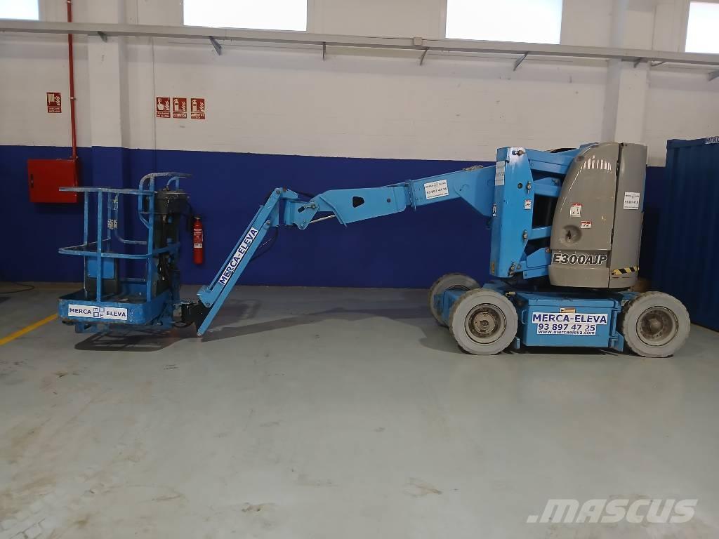 JLG E 300 AJP Iseliikuvad poomtõstukid