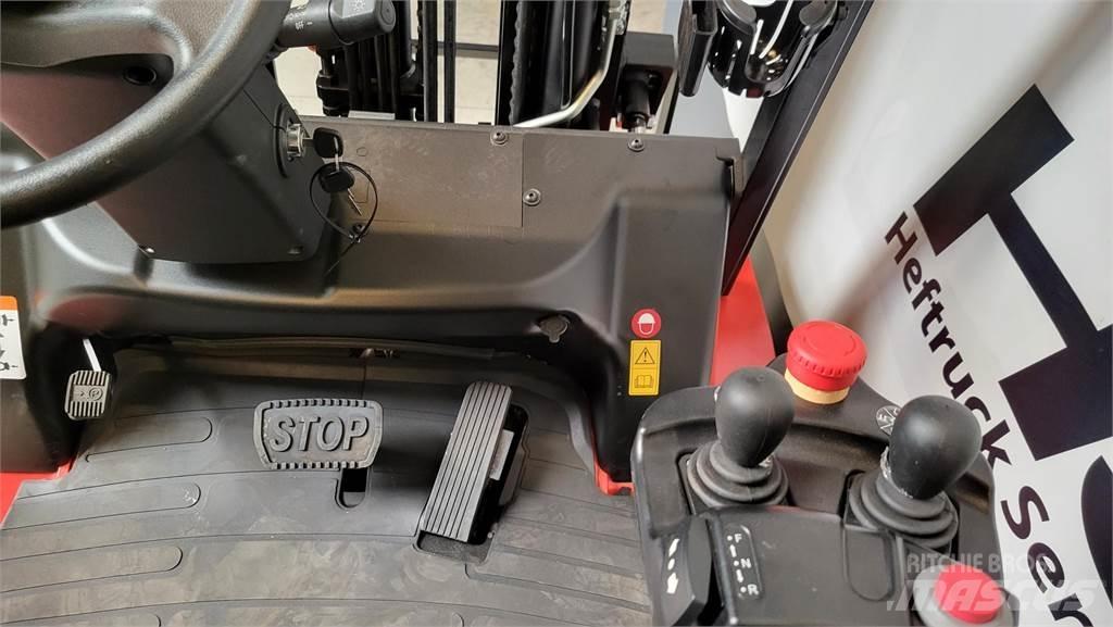  EFL303-S joystick Elektritõstukid