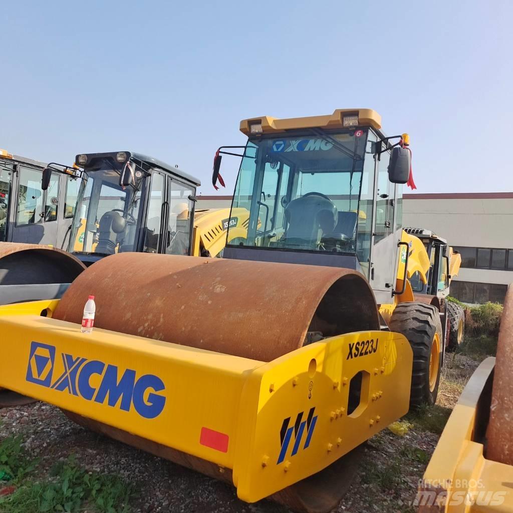 XCMG XS 223 J Ühe trumliga rullid