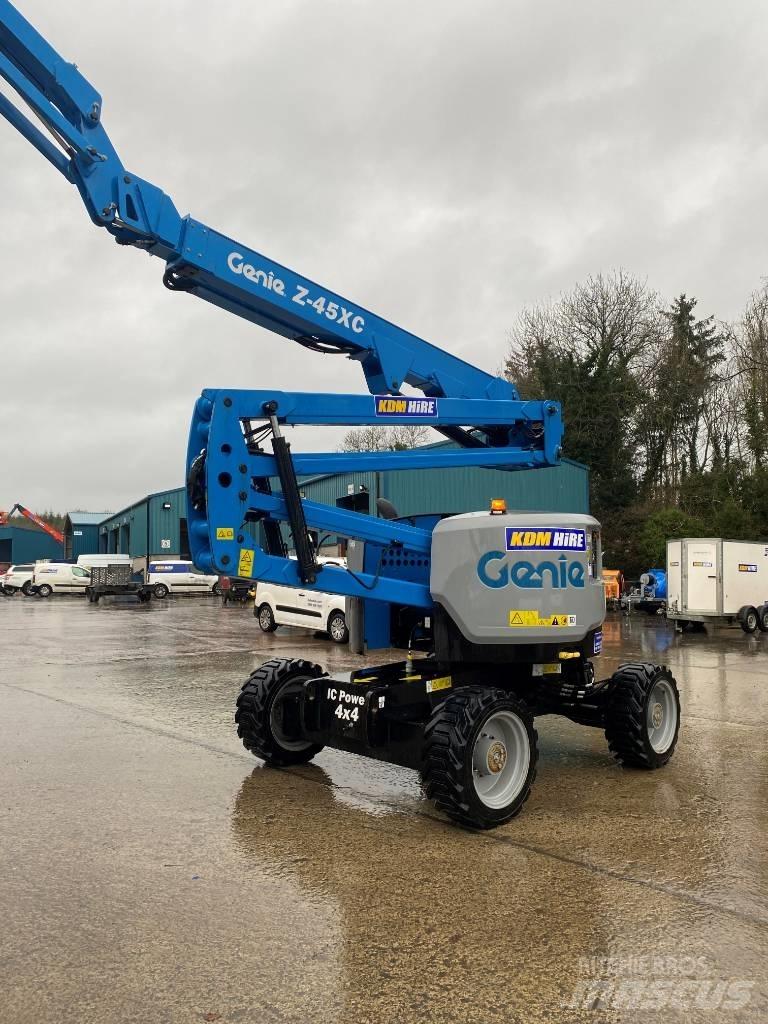 Genie Z 45 Iseliikuvad poomtõstukid