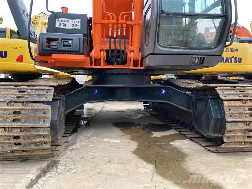 Hitachi EX 1200 Roomikekskavaatorid